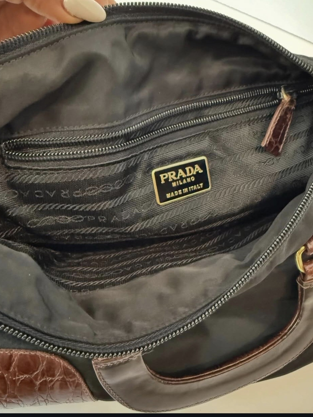 Authentic Vintage Prada Black Nylon Boston Bag with Croc-Effect Leather Trim - Picture 4 of 4